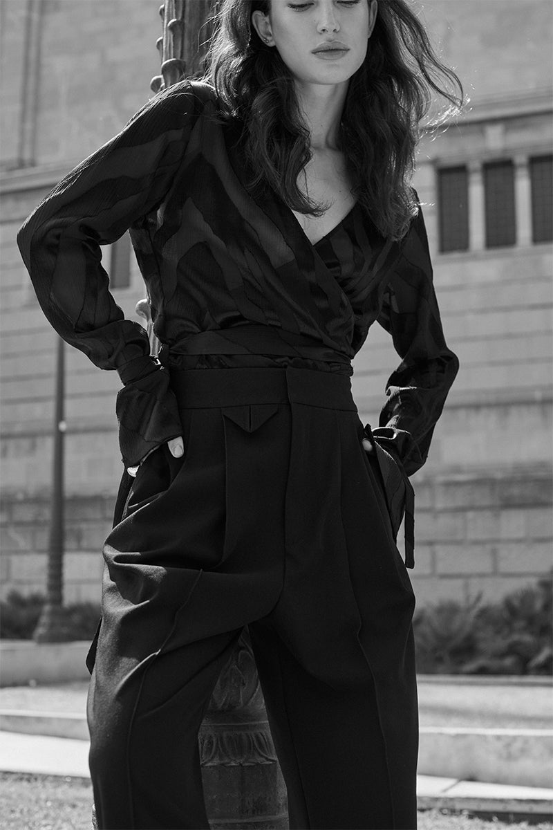 CHICPANTS_ELEGANTTOP_CHPTRS_BLACKMESH_BLACK.jpg