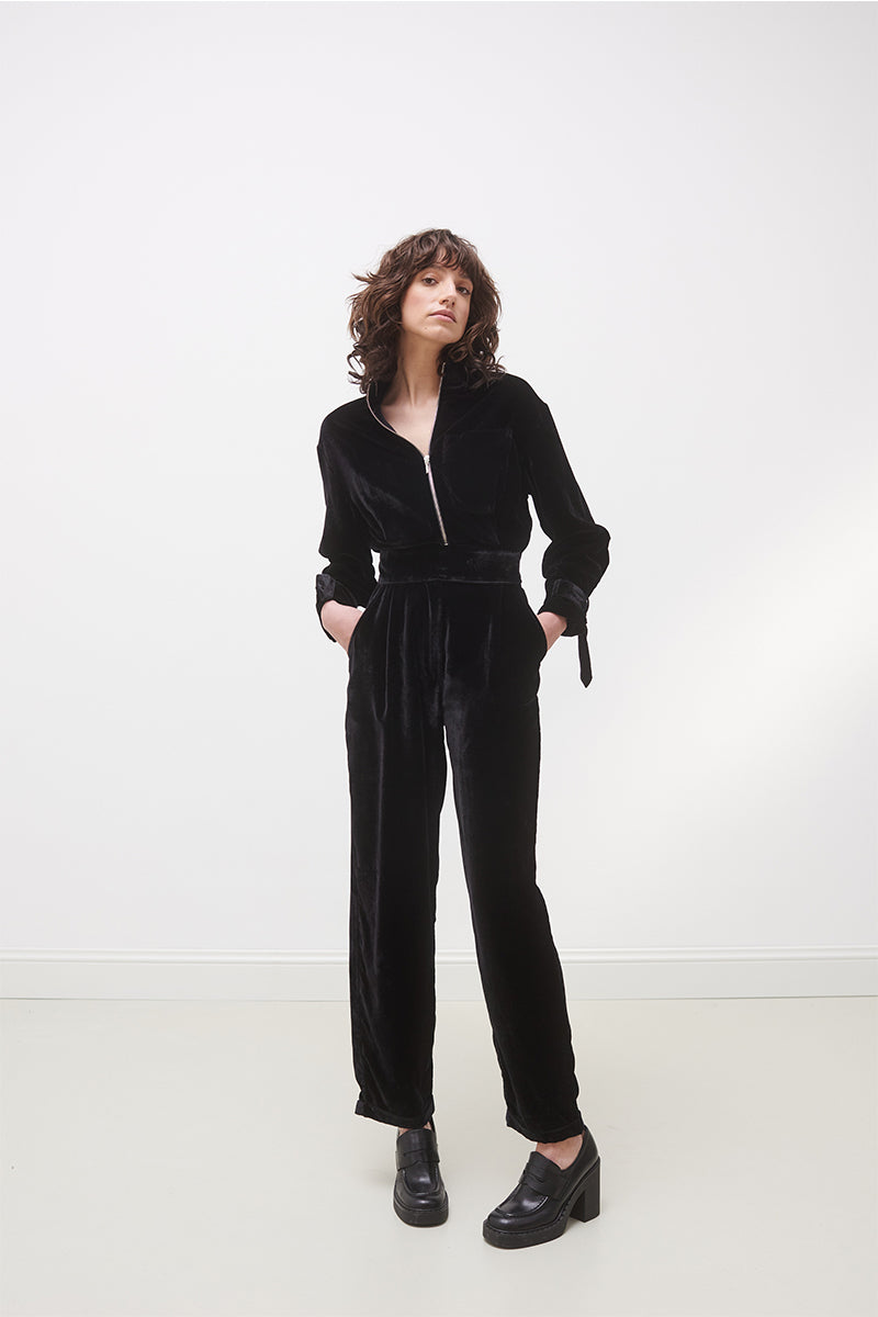 BOLD JUMPSUIT