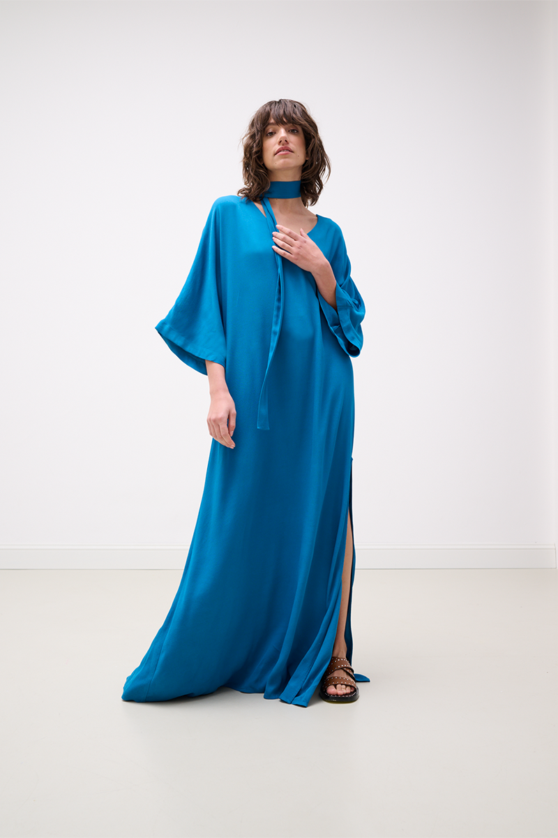 CHPTR-SHIGHSUMMERSS23FLOWDRESSAQUAMARINE_1_1.png