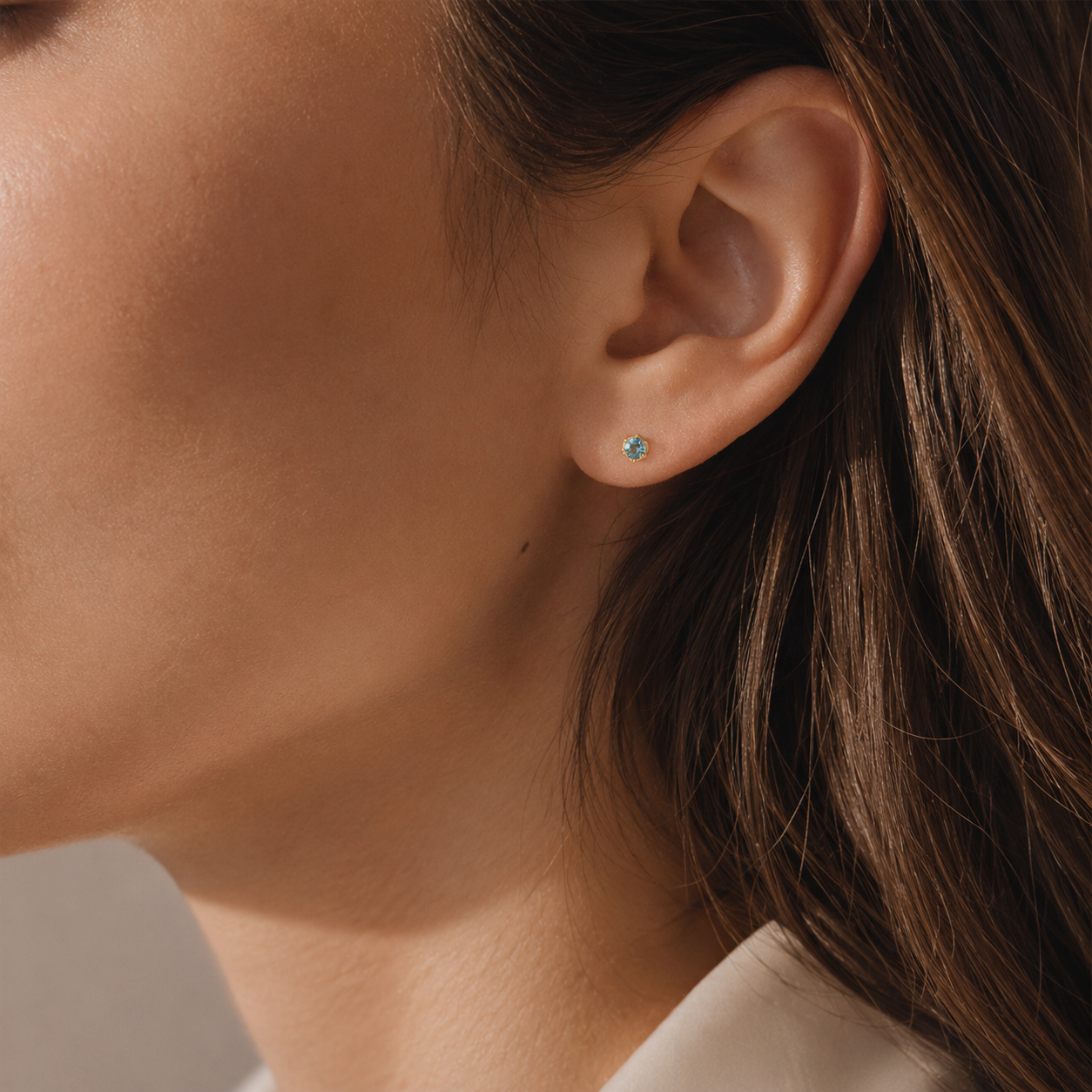 March Birthstone Stud Earrings – Aquamarine