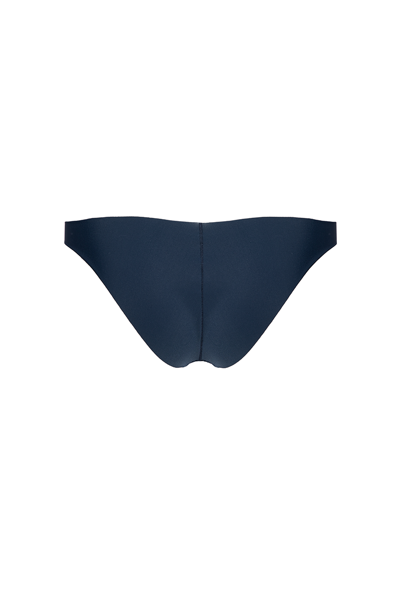 PACKSHOT2_bdb616c0-d11c-440e-a26c-090b99400f6a.png