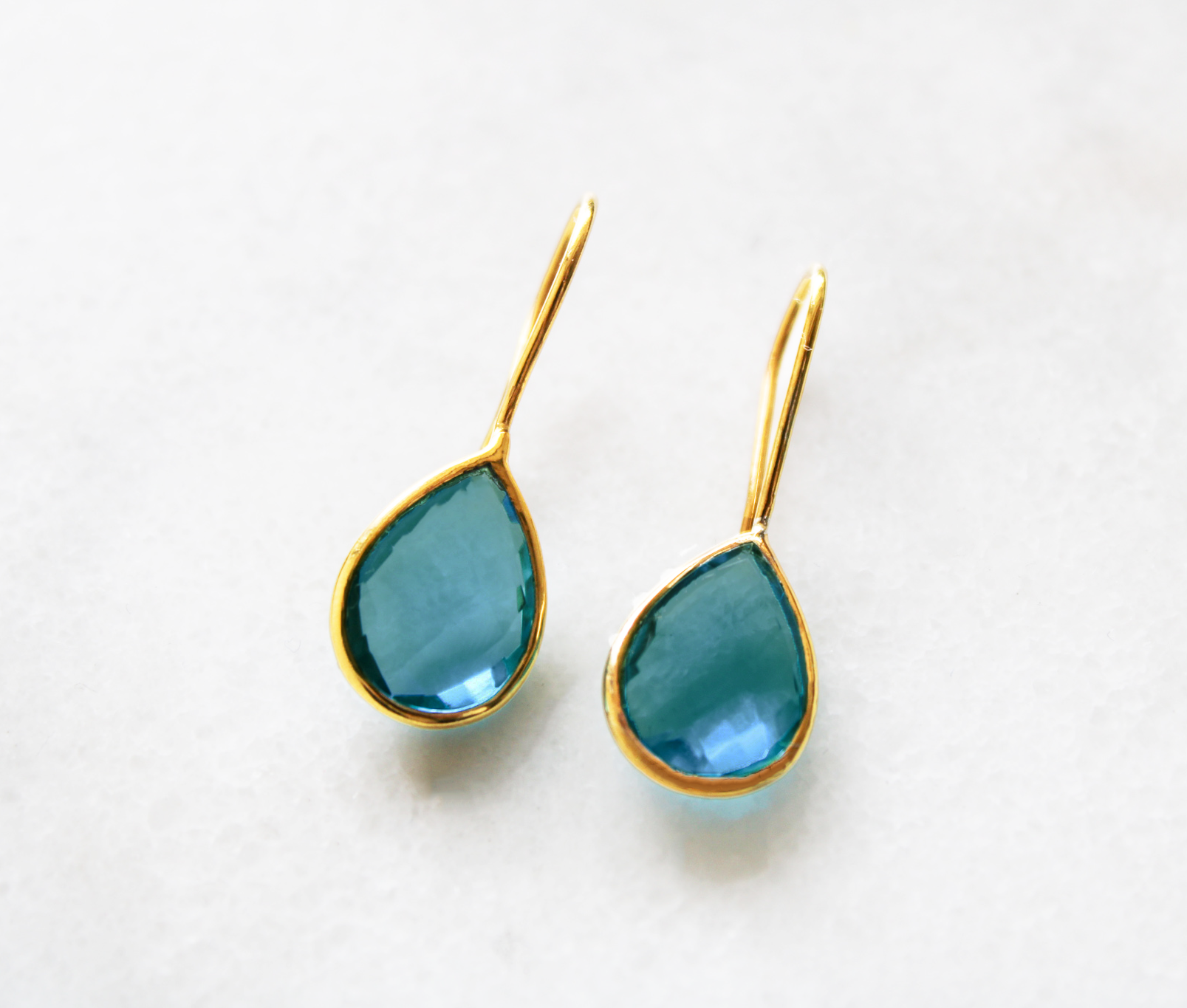 petit-comite-oorbellen-groene-blauwe-topaas-mini.367177472.png